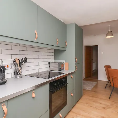 174 High Street *